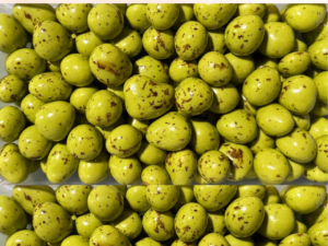 Turkish Dragee Strawberry Pistachio